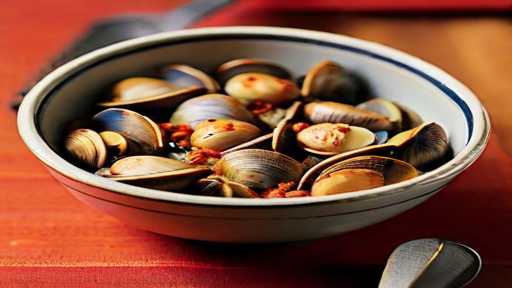 Spanish Smoked Paprika Clams